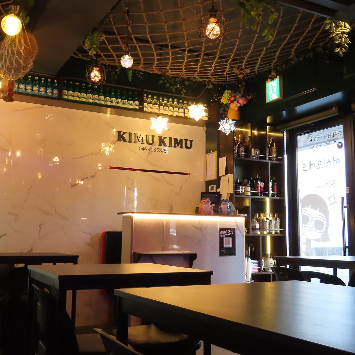 宴会や飲み会に最適なテーブル席をご用意しております。