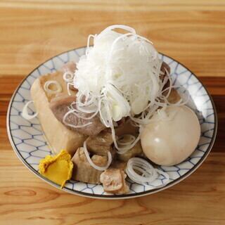 看板メニューの肉豆腐・旬菜料理・デザート等 7品を堪能◎3H飲み放題付き宴会コース(生ビール付)