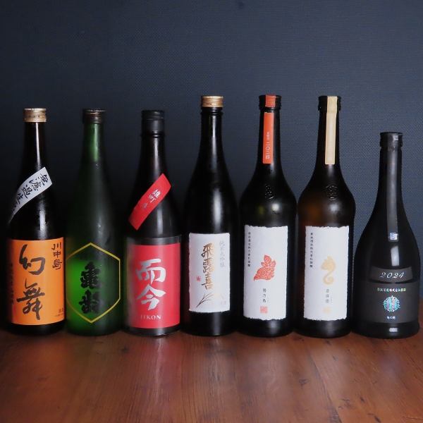 全国各地から仕入れた希少なドリンクメニューの数々。入手困難な日本酒やワインを多数ご用意！