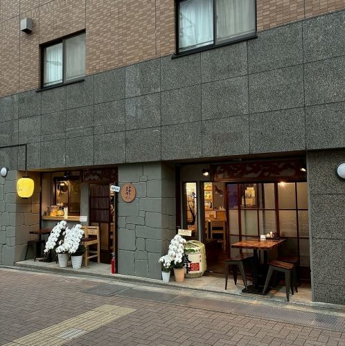 Convenient location near the station.