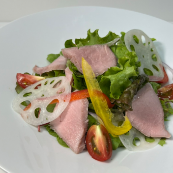 Low-temperature cooked fillet ham salad