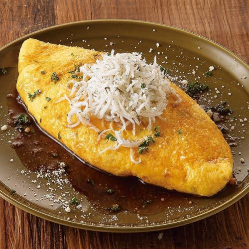 【辛】シラスと青唐辛子のチーズオムレツ