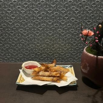ソーセージ春巻き揚げ