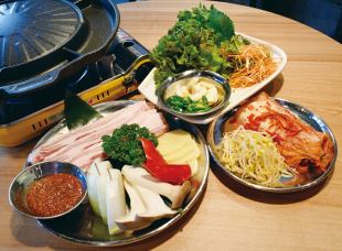Samgyeopsal set (order from 2 people) for 1 person
