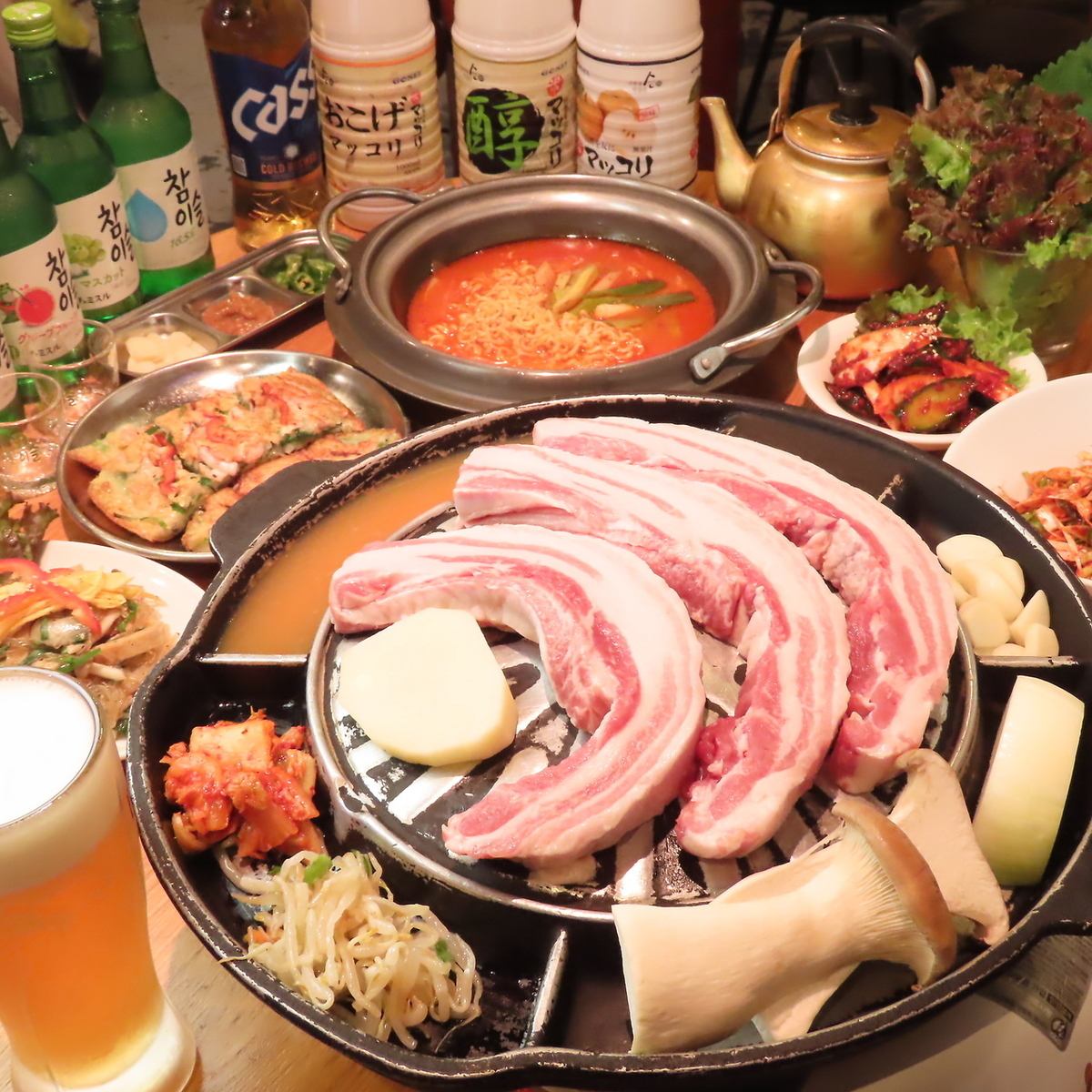 【大人気】オシャレなコリアン居酒屋☆本場の料理人がつくる本格韓国料理をどうぞ♪