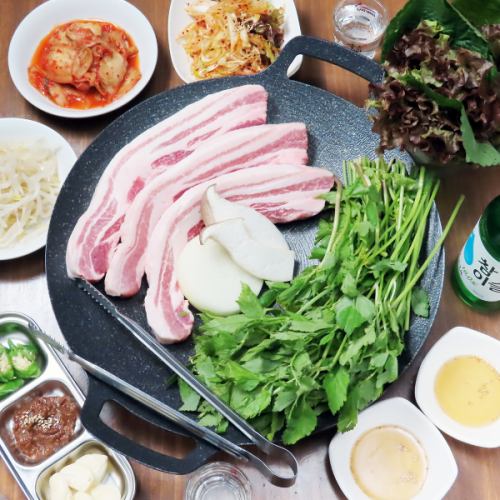 ミナリサムギョプサルセット1,800円コースもご用意！