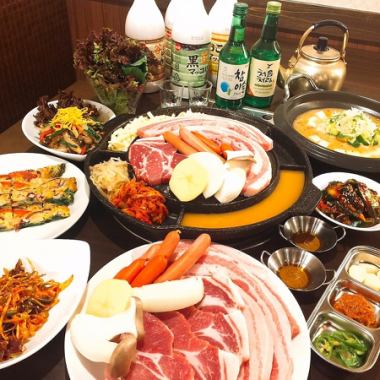 【삼겹살 먹을 무제한!】 삼겹살이나 어깨 로스 돼지고기 등이 뷔페 ★ 3500 엔!