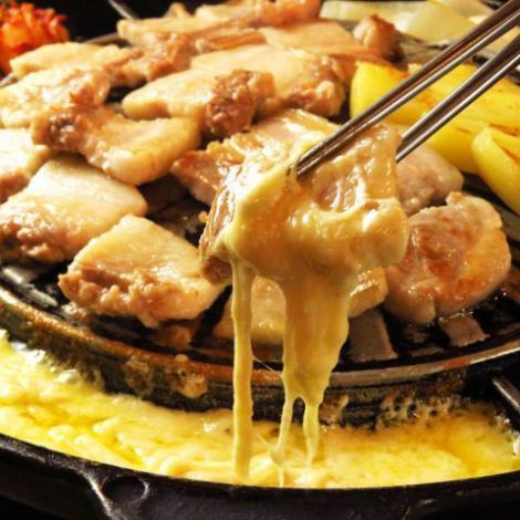 Samgyeopsal set 1,500 yen (excluding tax) course with all-you-can-drink ◎