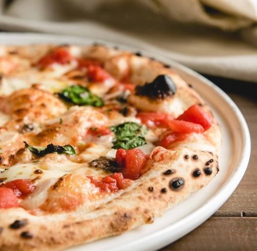 BIZZAランチやパスタランチをご用意しています