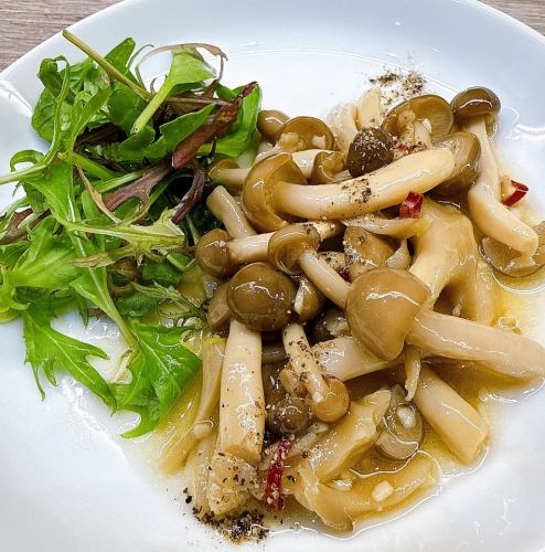 いろいろキノコのマリネ