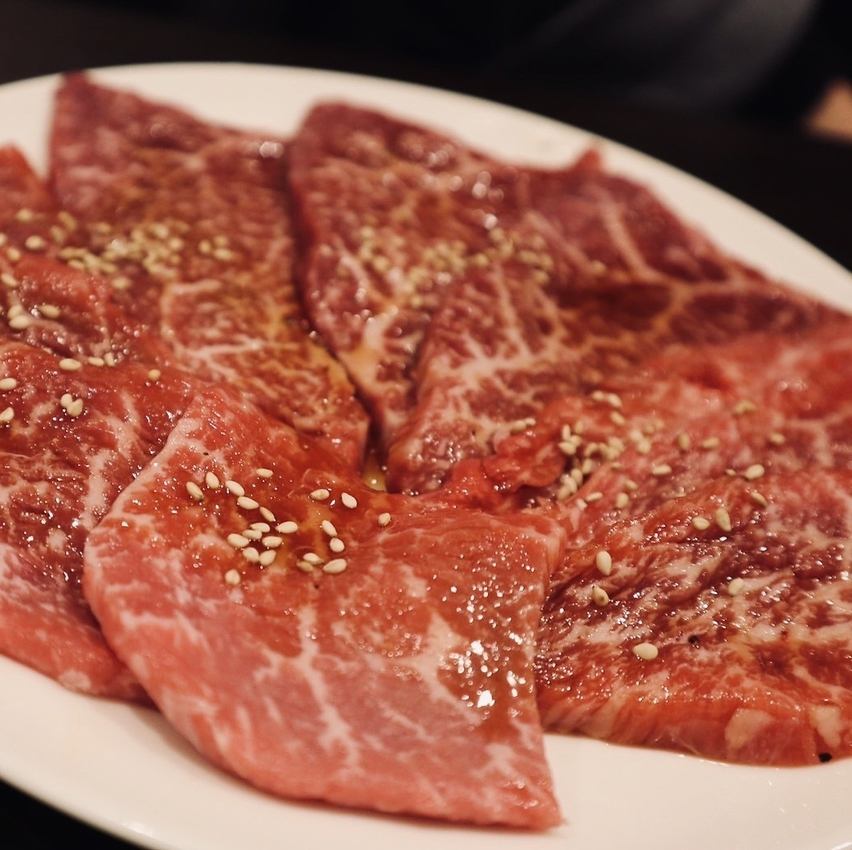 自家製のこだわりタレが旨い！目利きした厳選赤身肉を堪能♪