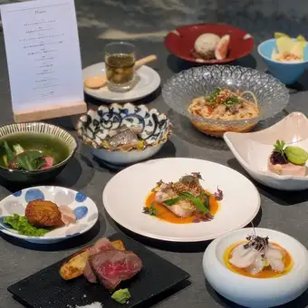 《僅限九月》特別套餐~高品質美食搭配無限暢飲~