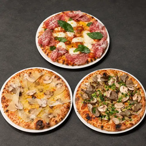 A luxurious pizza with a chewy texture