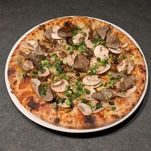 Black truffle and mushroom pizza