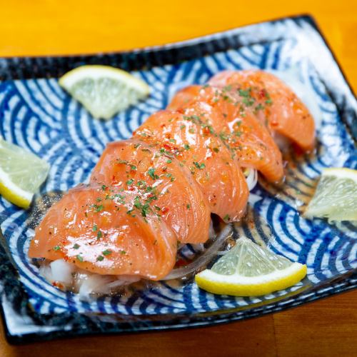 Salmon carpaccio