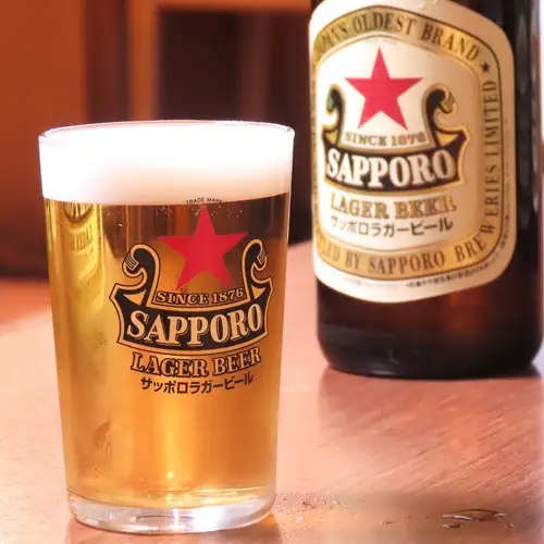 【サッポロラガービール【赤星】】昼から飲めてお一人様にも最適！《大瓶888円(税込)/中瓶690円(税込)》