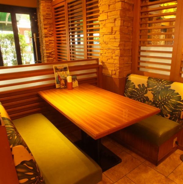 餐廳的溫和氛圍被溫暖的木材所環繞，非常舒適，您可以慢慢享用餐點。盡心品嚐意大利風味♪