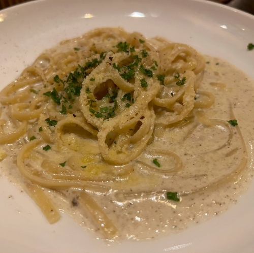 ディクセルソースのキノコクリームパスタ