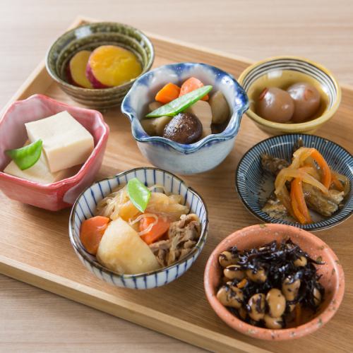 おばんざい盛り合わせ