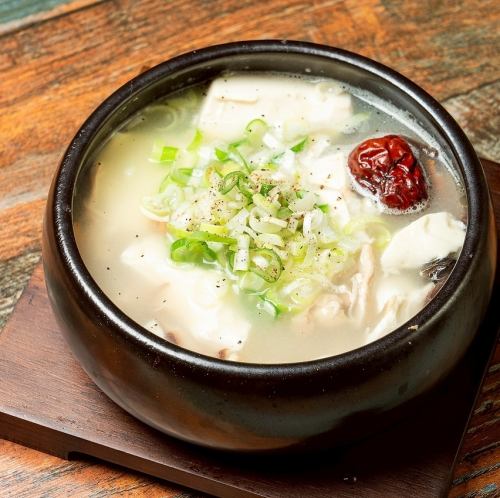 サムゲスンドゥブチゲ