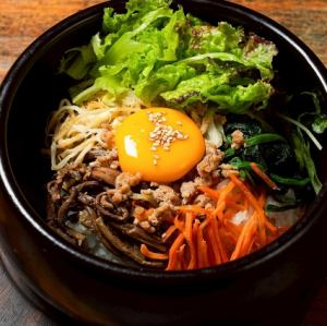 石焼ビビンバ