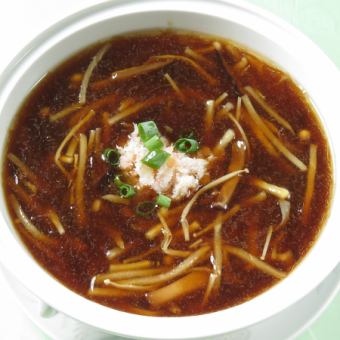 蟹肉フカヒレスープ