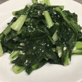 小松菜塩ニンニク炒め