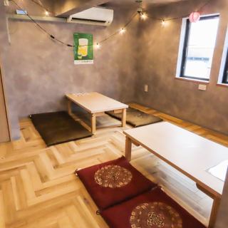 We offer spacious tatami seating where you can stretch your legs and relax.It can accommodate up to 4 people at a time, and if you connect the seats together, it can accommodate up to 15 people.You can relax and enjoy a variety of occasions♪ Enjoy delicious food and drinks in a relaxing Japanese atmosphere.