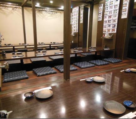 【最多可容納36人的宴會廳】適合歡迎宴會·歡送會·各種宴會！因為Katsushiki挖掘所有座位，所以可以慢慢享用一頓飯。