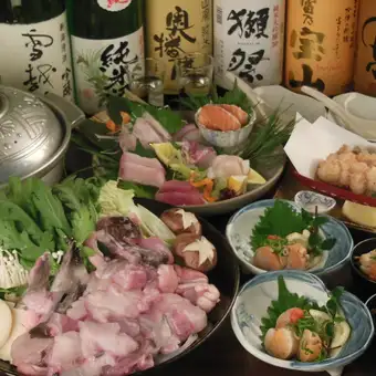 安康魚火鍋套餐（如果你想吃柚子醋火鍋，應該選河豚還是安康魚呢？這很難抉擇，但我推薦安康魚！）