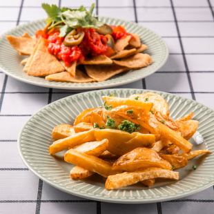 生のじゃがいもを揚げたフライドポテト