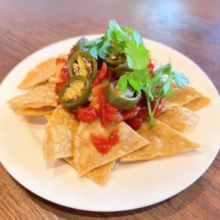 自家製トルティーヤのナチョス