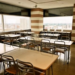 ランチ時：席の間隔が十分あいており、コロナ対策◎