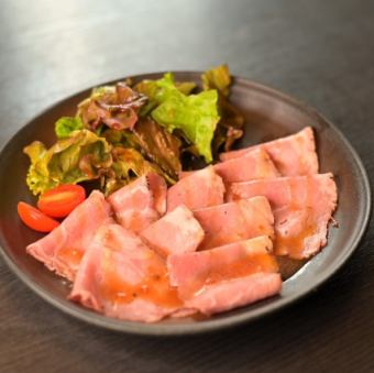 〈店長おすすめ〉「極」ローストビーフ