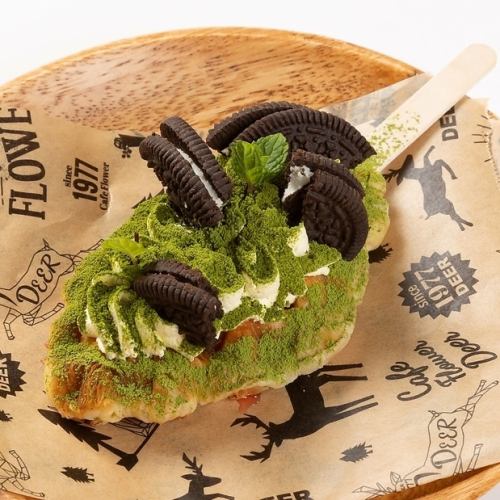 Matcha Tiramisu Oreo Croffle