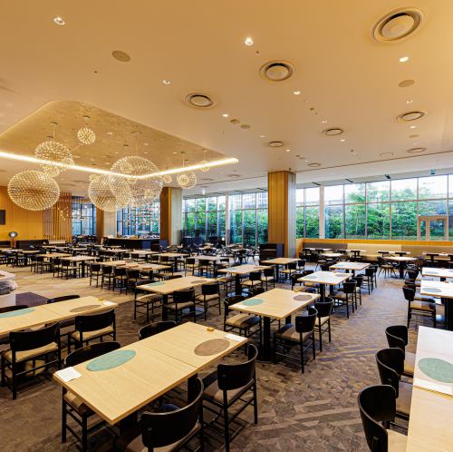 2~4名掛けテーブル席