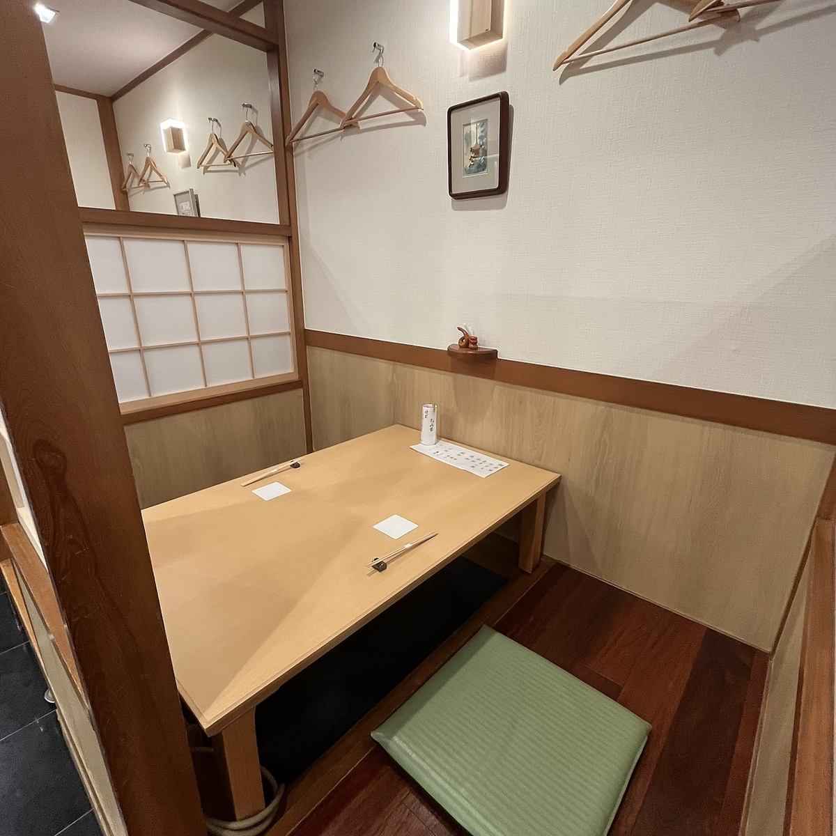 2名様からご利用可能な落ち着いた小上がりをご用意♪