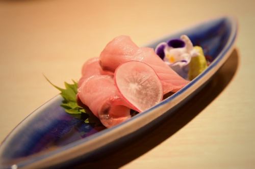 Enjoy delicate Japanese cuisine that brings out the best in the ingredients.