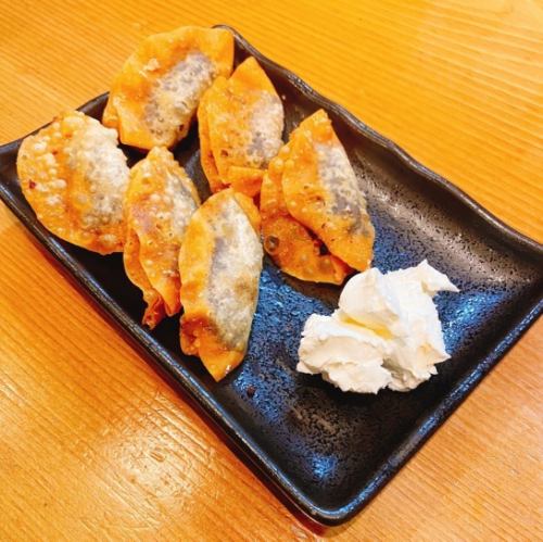 あんこの餃子　クリームチーズ添え