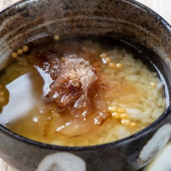 伊吹イリコのだし茶漬け