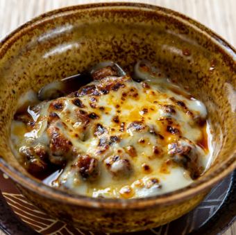 親父のチャーシュー　炙りチーズきざみ