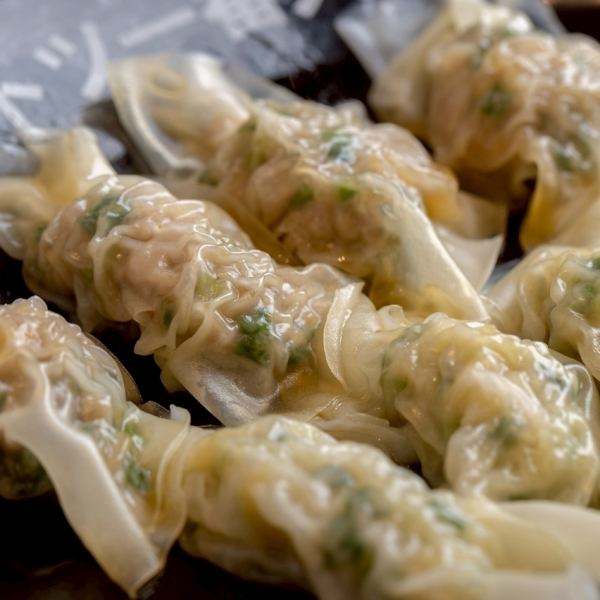 蒸し餃子盛り合わせ