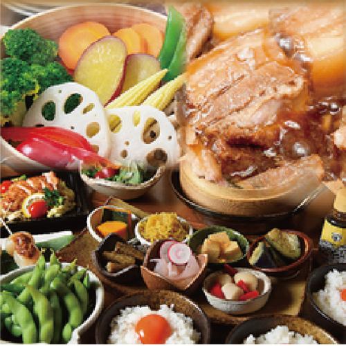 豪華小鉢7種×秋野菜もち豚角煮せいろ【秋の華コース】4,000円