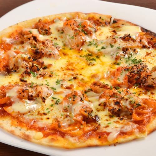 New sensation ♪ "Pizza with pork kimchi and melty mozzarella cheese"