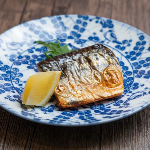 旬の旨味を凝縮!優しい味付けの自家製焼き魚~素材を活かしたふっくら仕立て~