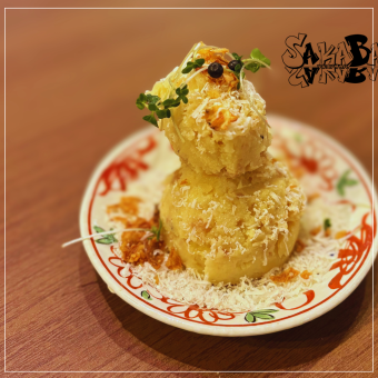 Potato salad with plenty of cheese