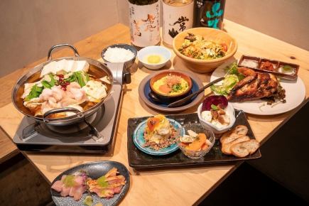 2.5 hours of all-you-can-drink included! 6,000 yen → 5,000 yen (tax included)! A hearty offal hot pot course where you can enjoy our signature chicken dishes!