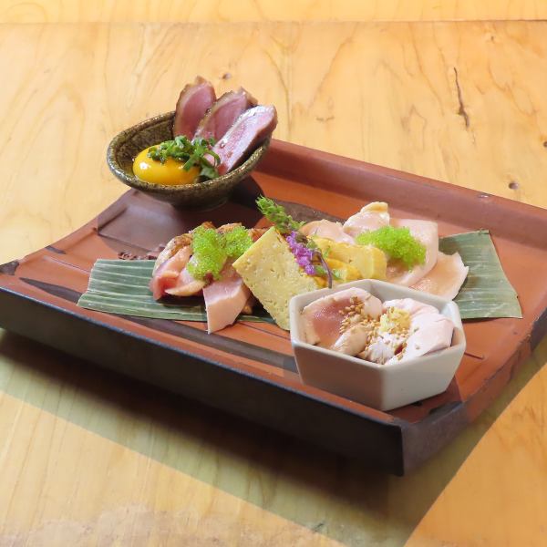 [Chiba x Meat] A creative izakaya that boasts sea urchin, salmon roe, and chicken dishes ◎ KB1 specialty! The 3-piece Satsuma chicken sashimi tile arrangement is also very popular ◎