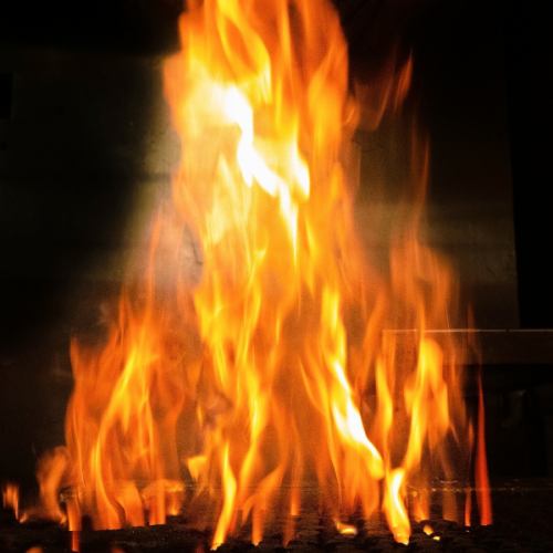 看板メニューの【藁焼き】をぜひ一度ご賞味下さいませ！