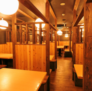 最大156名様までご案内できます！忘新年会や歓送迎会などの大型宴会や様々なシーンで御利用下さいませ！！飲み放題終了後も原価でドリンクをご提供させて頂きます♪ご延長の際は飲み放題ではなくオーダー制です